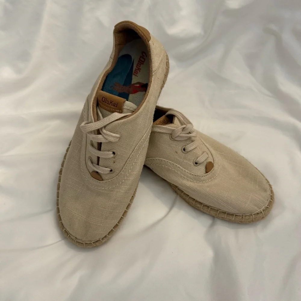 EUC OluKai Kaula Pa‘a Lī Lace Up Espadrille